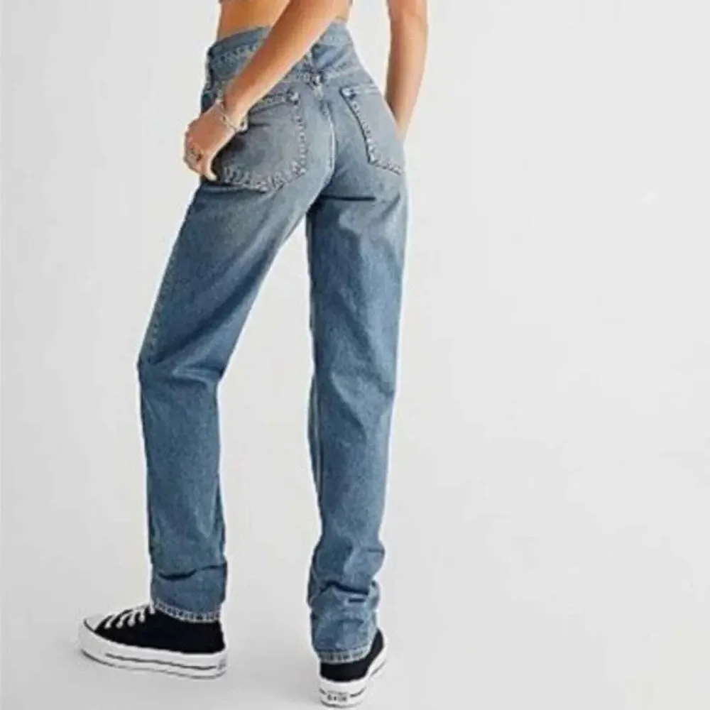 We The Free Lasso Straight Button Fly Jeans in Back Road Blue Size 32 New!!